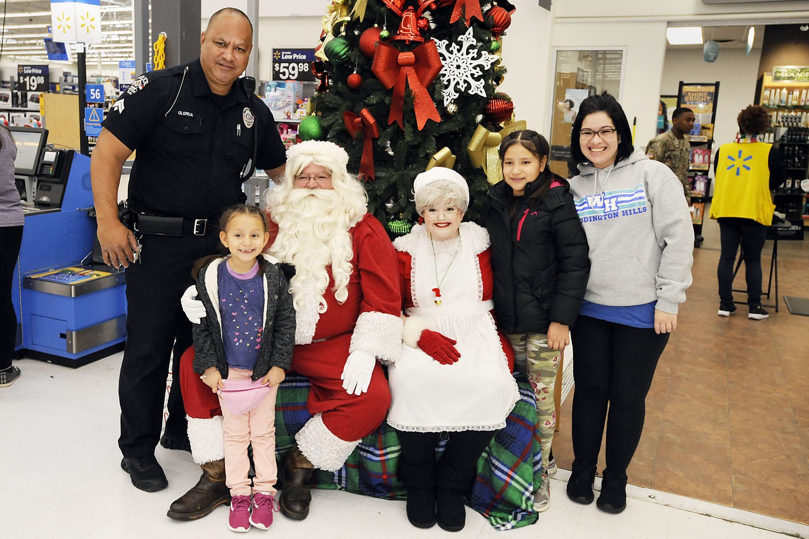 Cops & Kids Christmas shopping